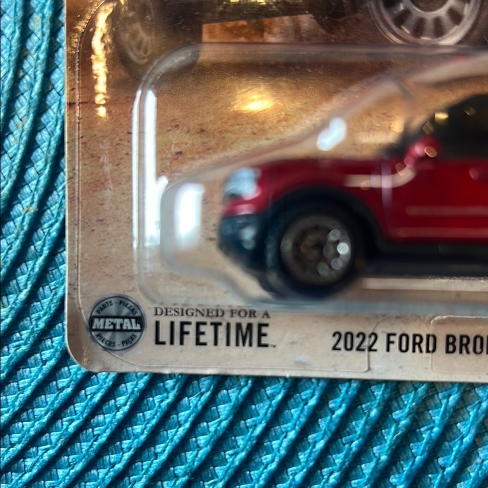 ๐ NWT Matchbox Red Ford Toy Car ๐ - Picture 7 of 16